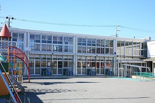 ルンビニ幼稚園まで900m