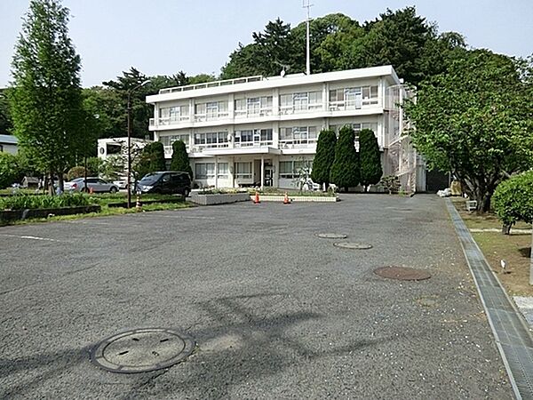 よこはま港南診療所まで800m