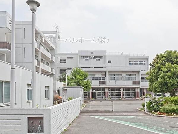 横浜市立栗田谷中学校まで1500m