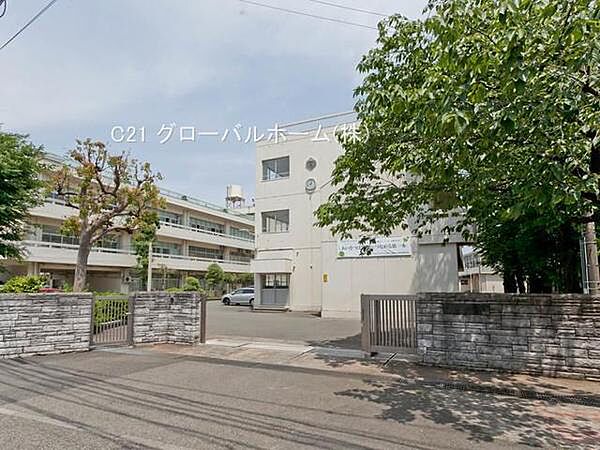 横浜市立菅田中学校まで1100m