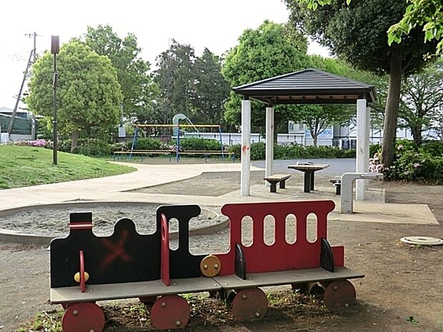 南瀬谷一丁目公園まで190m