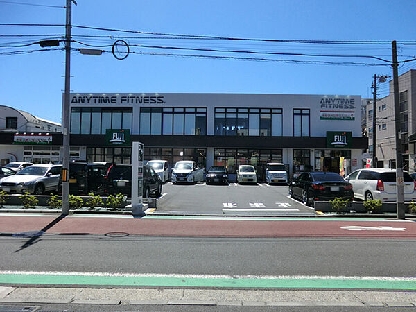Fuji根岸橋店まで750m