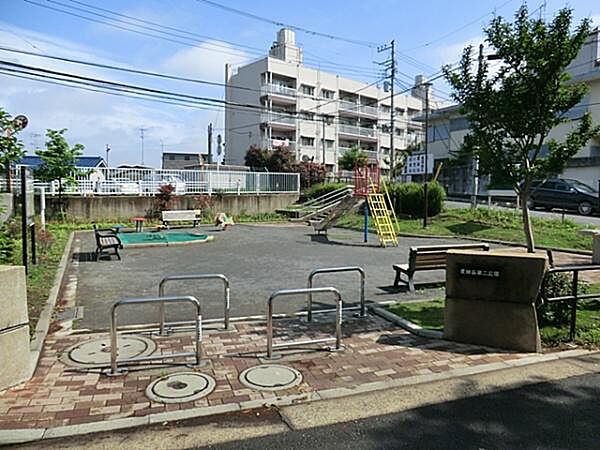 栗田谷第二公園まで550m