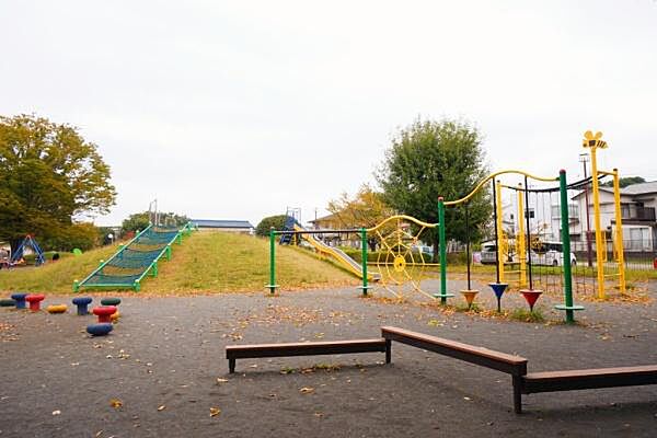 椚谷公園まで700m
