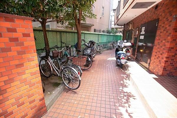 マンション専用駐輪場です。