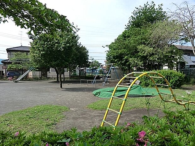 上飯田南公園まで700m