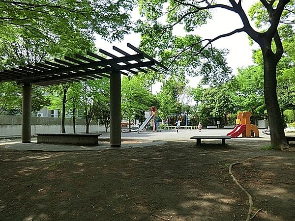 茅ケ崎東れんげ公園まで450m
