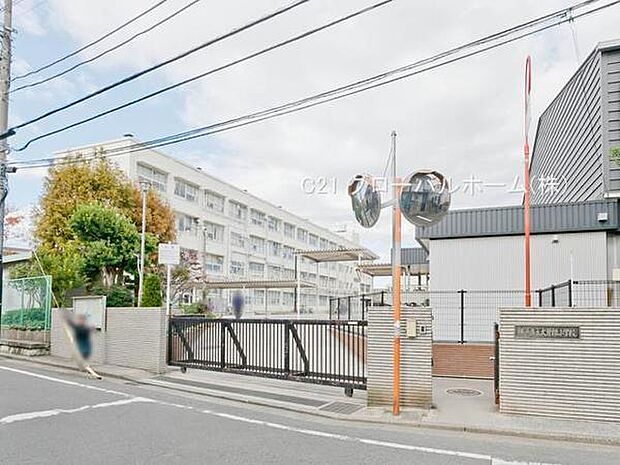 横浜市立大曽根小学校まで500m