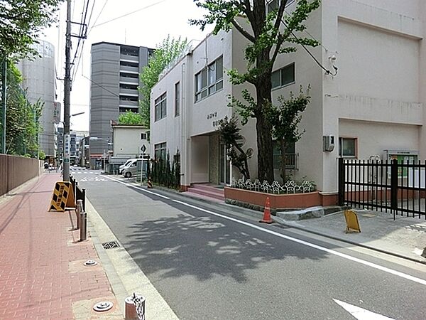 お三の宮日枝幼稚園まで500m