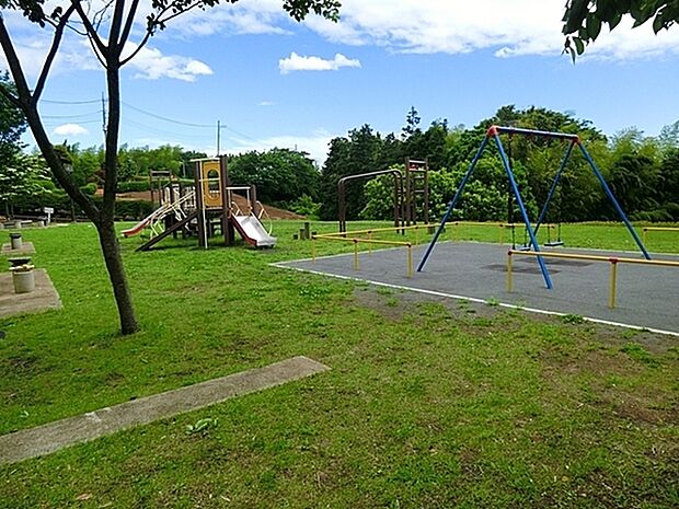 池辺町八所谷戸公園まで450m