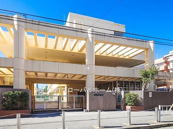横浜市立日枝小学校まで350m