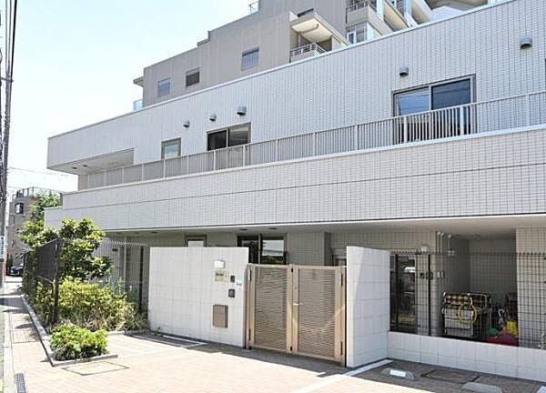 グローバルキッズ新子安保育園まで600m