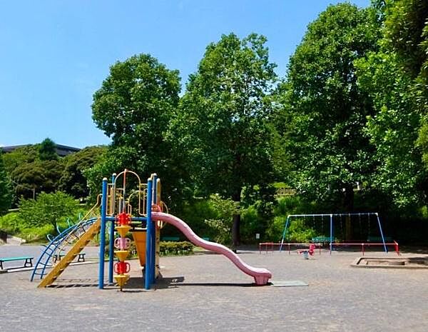 神の木公園まで650m
