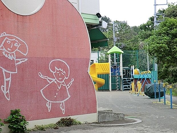 横浜三育幼稚園まで1400m