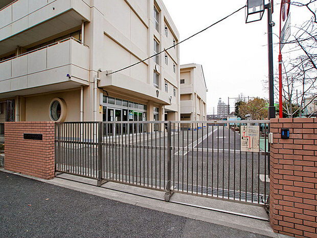 横浜市立下野谷小学校まで190m