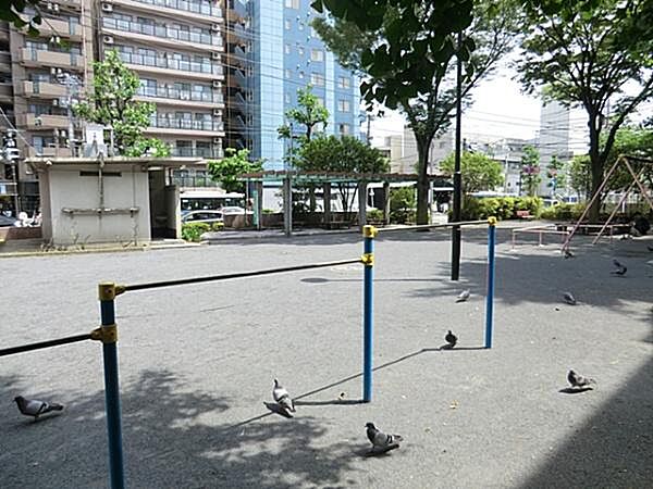 浅間下公園まで130m