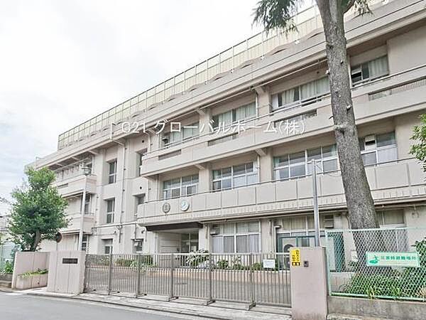 横浜市立西中学校まで750m