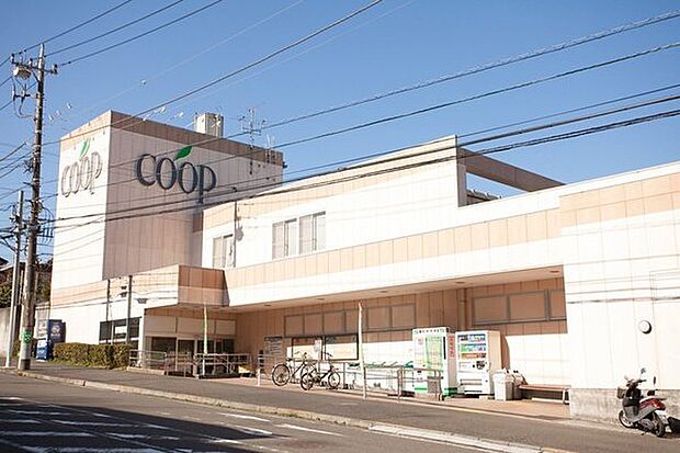 ユーコープ竹山店まで800m