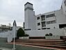 周辺：横浜市立川和中学校まで1700m