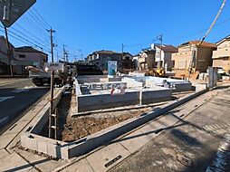 埼玉県三郷市戸ケ崎１丁目