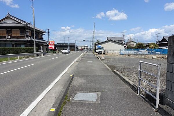 前面道路含む現地写真