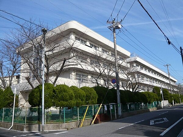 市川市立福栄中学校まで1748m