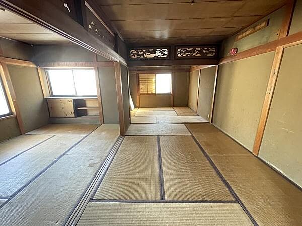 2階和室です【太秦樋ノ内町】