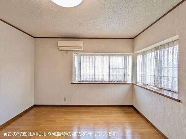 3階南側洋室です【聚楽廻西町】担当：西田※この写真はAIにより残置物の撤去を行っています
