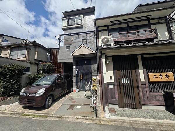 外観です【聚楽廻西町】担当：西田