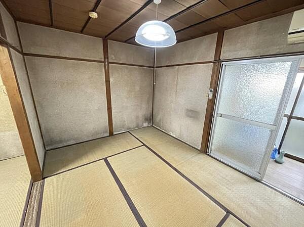 1階和室です【大塚檀ノ浦】担当：佐々木