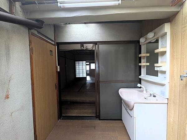 洗面所です【西七条市部町】担当：西田