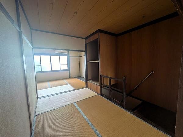 和室です【西七条市部町】担当：西田