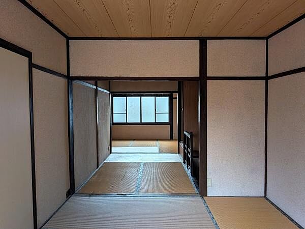 和室です【西七条市部町】担当：西田