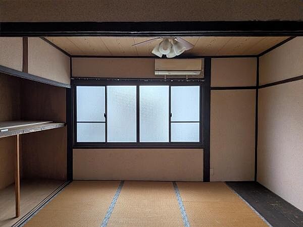 和室です【西七条市部町】担当：西田