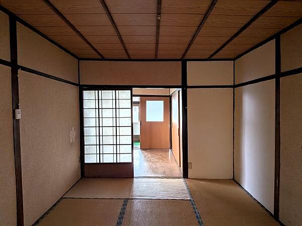 和室です【西七条市部町】担当：西田