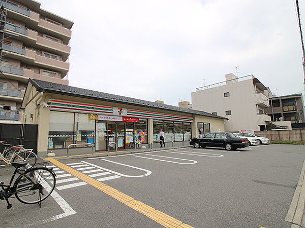 セブンイレブン京都壬生川仏光寺店まで298m