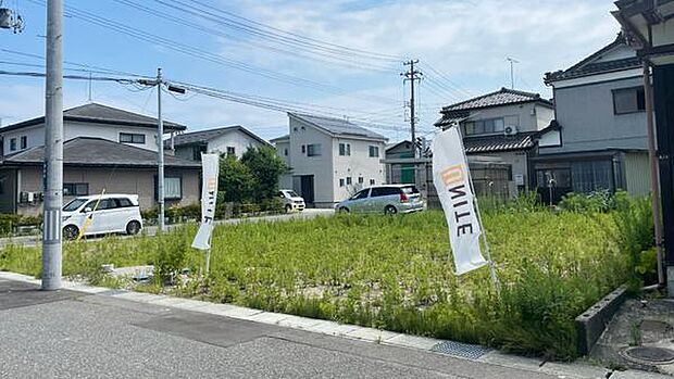 閑静な住宅街でゆったりライフ