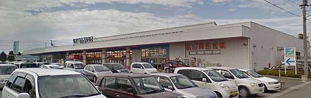 ヤマザワ天童北店まで702m