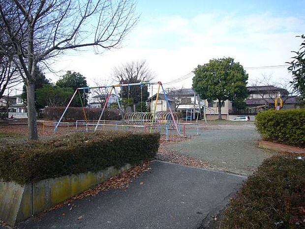 綿掛公園まで2038m