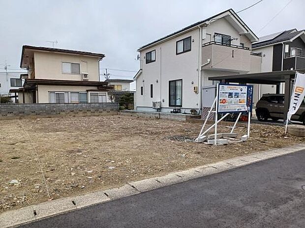 2区画のミニ分譲地の1区画です。