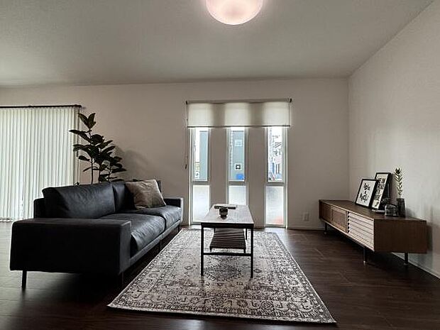 モデルハウスは、クラッシュゲートのインテリアと小物でコーディネート。インテリアのご提案もお任せください！