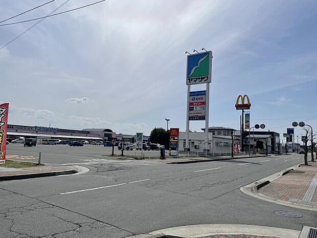 ヤマザワ南陽店まで941m