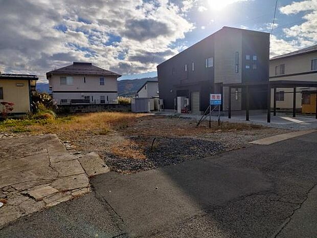 周辺は店舗が充実しています!