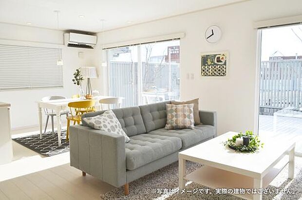 LDKは自然と家族の集まる空間に。コンパクトでちょうどいい広さです♪※画像はイメージです。