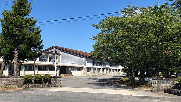 長井市立長井北中学校まで1680m