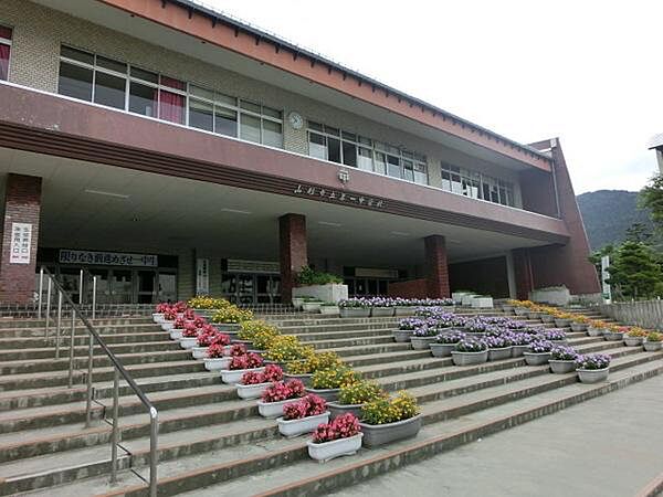 apartment 山形県山形市松波１丁目
地図を見る
