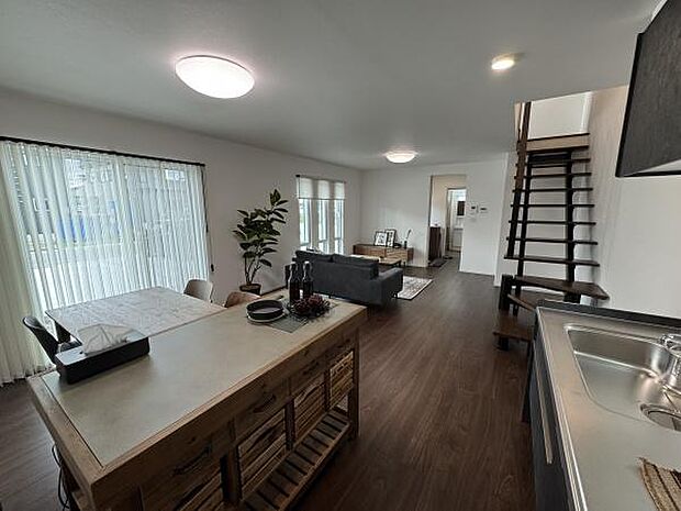 居住空間も収納も、箱型だからこそ空間を無駄なく使うことが可能です。