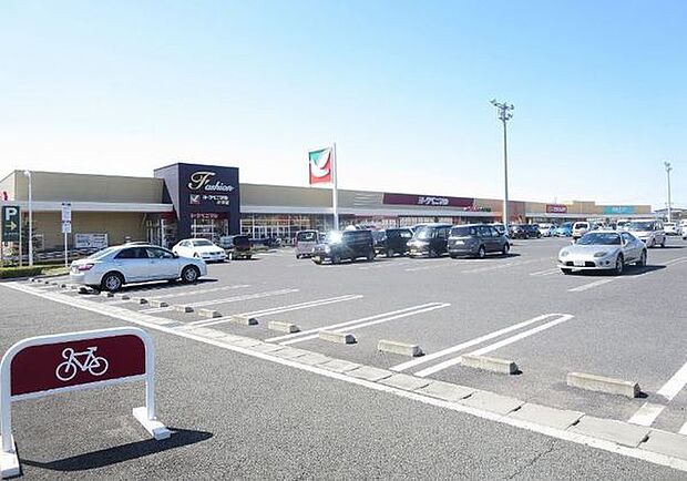 ヨークベニマル天童老野森店まで989m