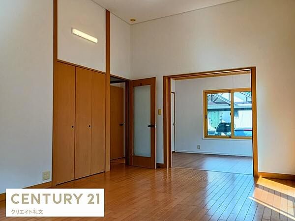 detached 山形県西置賜郡白鷹町大字十王5540番地21
地図を見る