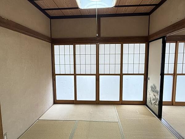 detached 山形県山形市南原町２丁目
地図を見る